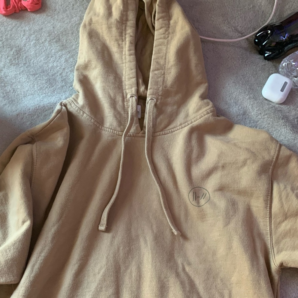 Twenty One Pilots hoodie tan